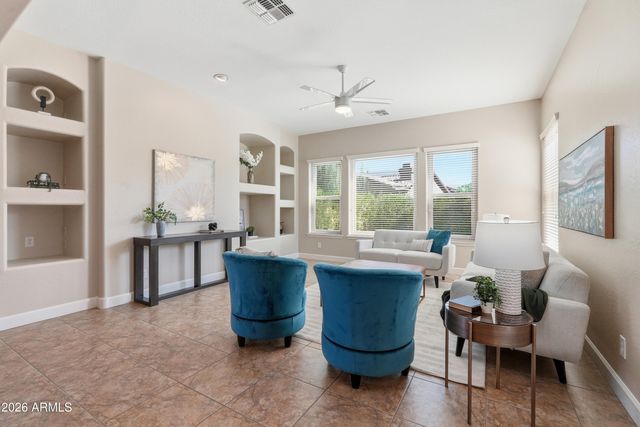 18116 W WILLOW Drive, Goodyear, AZ 85338