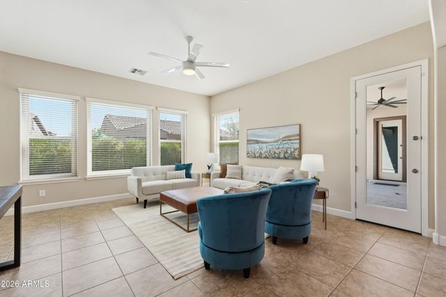 18116 W WILLOW Drive, Goodyear, AZ 85338