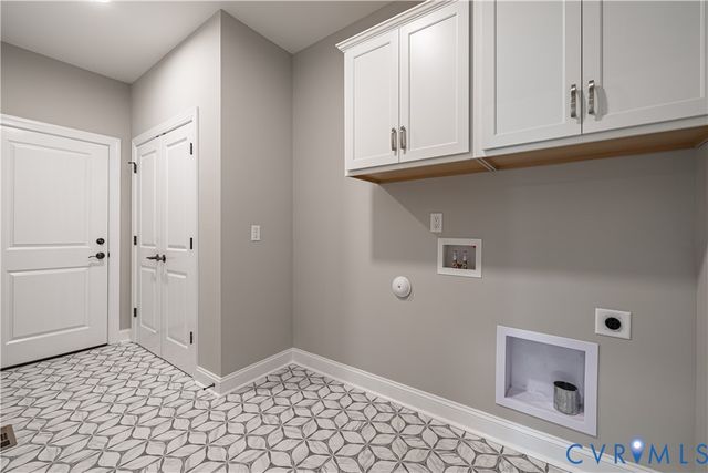 8313 Mount Eagle Rd, Hanover, VA 23005
