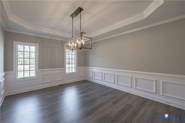 8313 Mount Eagle Rd, Hanover, VA 23005