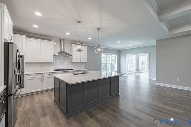 8313 Mount Eagle Rd, Hanover, VA 23005