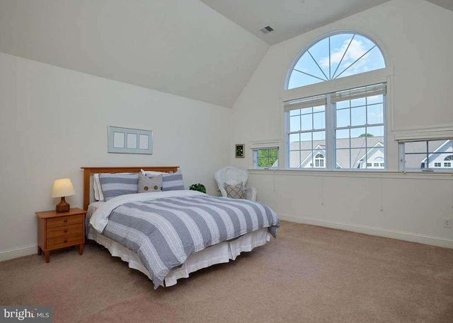 1143 BALFOUR CIR, Phoenixville, PA 19460