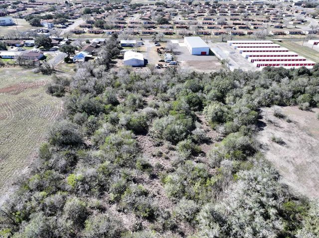 2500 S Washington, Beeville, TX 78102