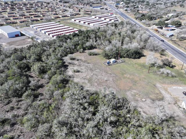 2500 S Washington, Beeville, TX 78102