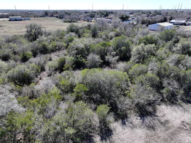 2500 S Washington, Beeville, TX 78102