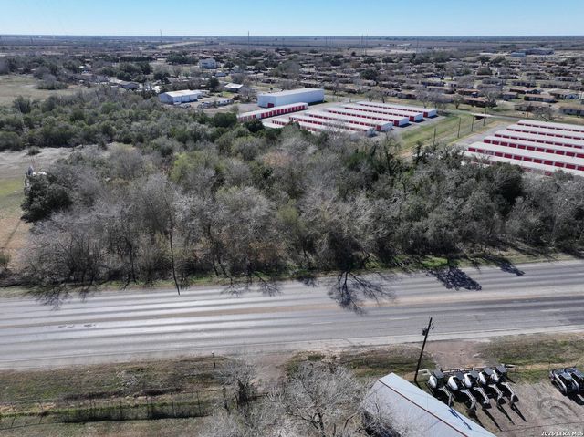 2500 S Washington, Beeville, TX 78102