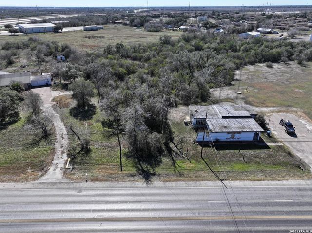 2500 S Washington, Beeville, TX 78102