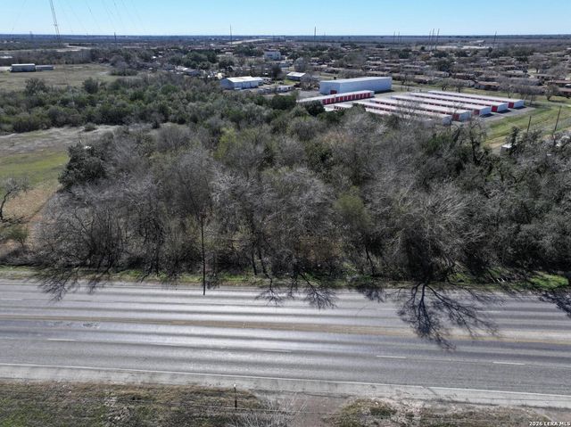 2500 S Washington, Beeville, TX 78102