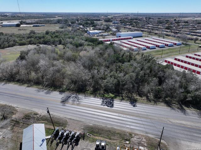 2500 S Washington, Beeville, TX 78102
