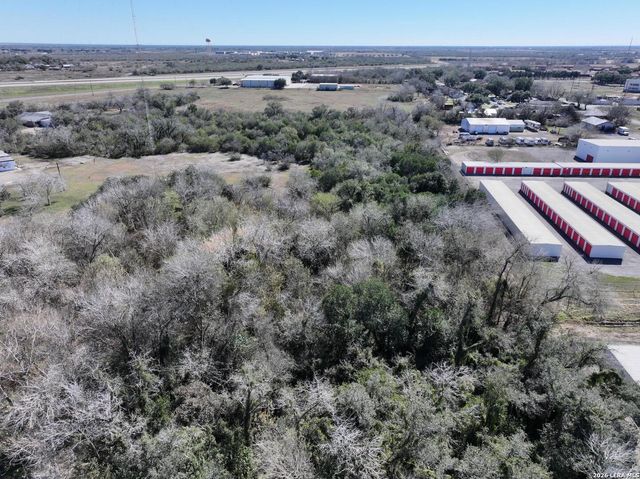 2500 S Washington, Beeville, TX 78102