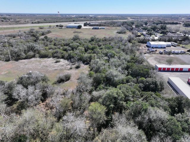 2500 S Washington, Beeville, TX 78102