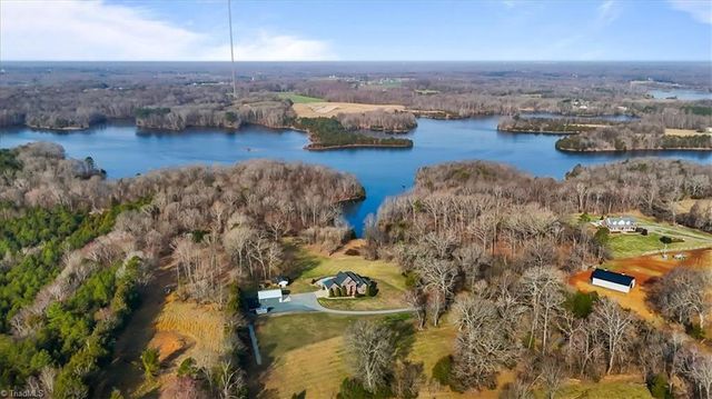 7653 Adams Farm Road, Randleman, NC 27317