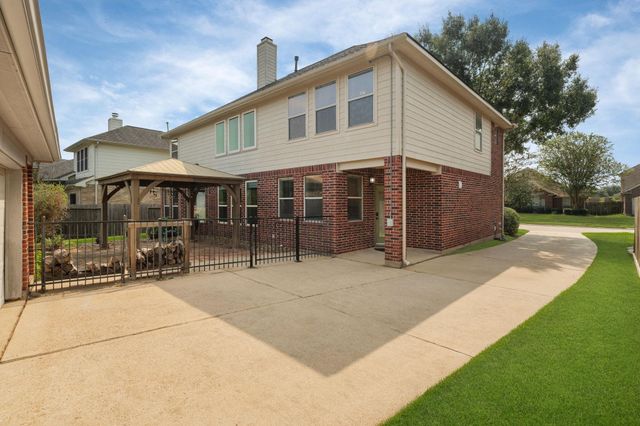 22110 Emerald Run Lane, Richmond, TX 77469