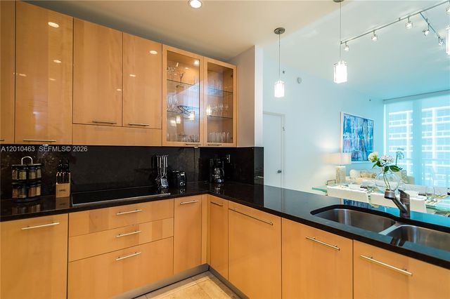 6799 Collins Ave 503, Miami Beach, FL 33141