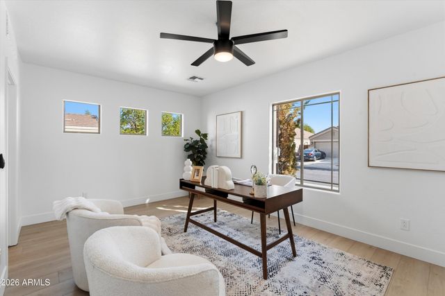 2563 E ROBB Lane, Phoenix, AZ 85024
