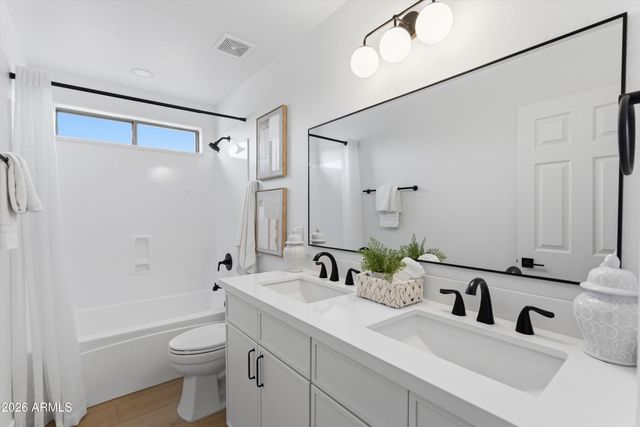 2563 E ROBB Lane, Phoenix, AZ 85024