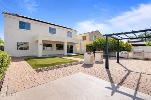 2563 E ROBB Lane, Phoenix, AZ 85024