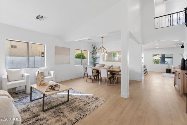 2563 E ROBB Lane, Phoenix, AZ 85024