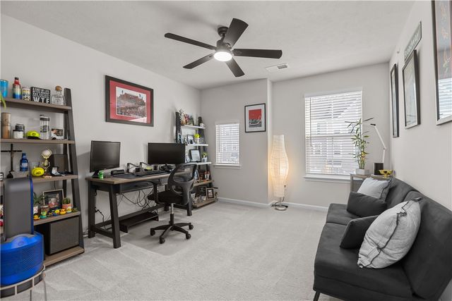 435 Greenwood Dr., North Strabane, PA 15317