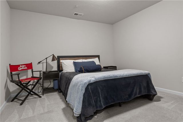 435 Greenwood Dr., North Strabane, PA 15317