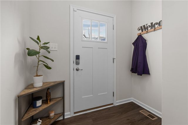 435 Greenwood Dr., North Strabane, PA 15317