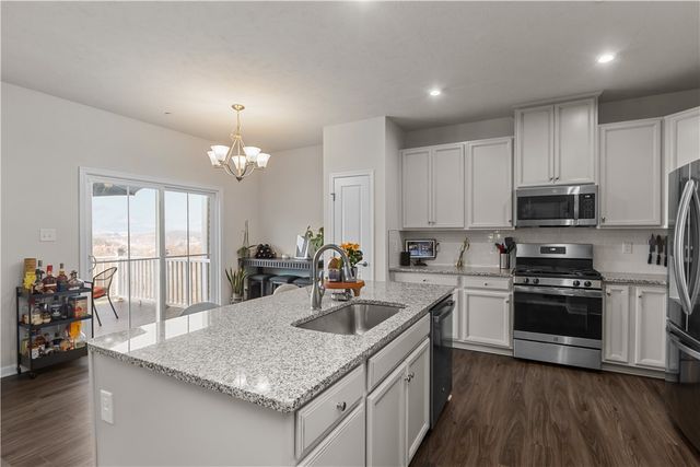 435 Greenwood Dr., North Strabane, PA 15317