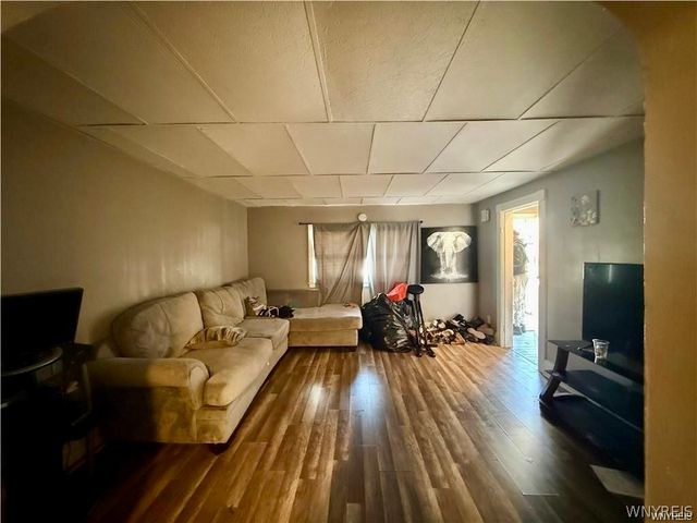 14 Longnecker Street, Buffalo, NY 14206