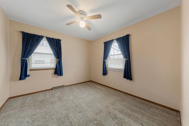 8350 208th Street W, Lakeville, MN 55044