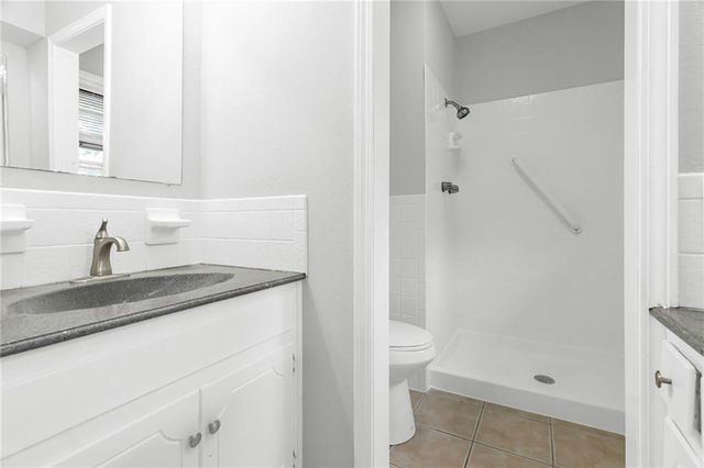 17908 E Cheyenne Drive, Independence, MO 64056