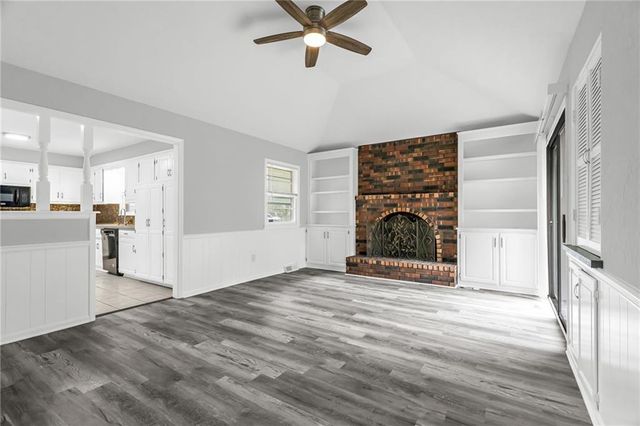 17908 E Cheyenne Drive, Independence, MO 64056