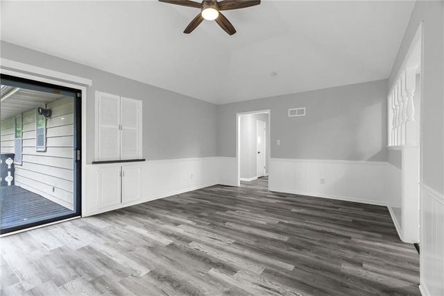17908 E Cheyenne Drive, Independence, MO 64056