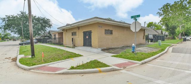 7846 Dayton Street, Houston, TX 77012