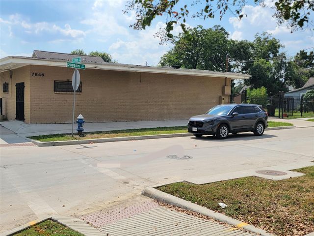 7846 Dayton Street, Houston, TX 77012