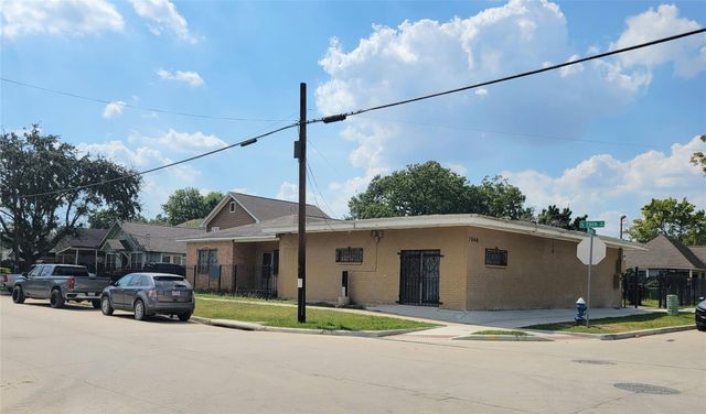 7846 Dayton Street, Houston, TX 77012