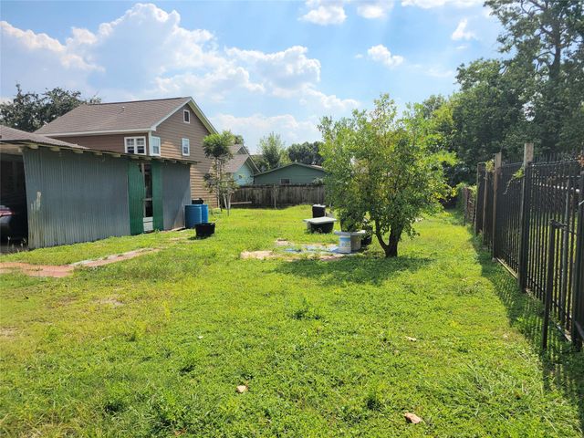 7846 Dayton Street, Houston, TX 77012