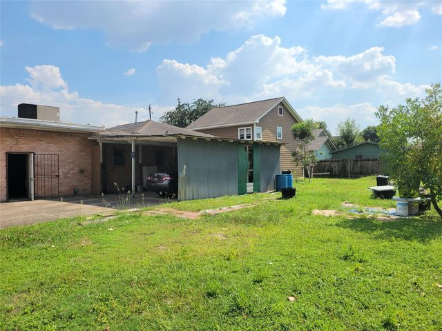 7846 Dayton Street, Houston, TX 77012
