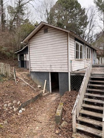 133 Mission Ridge Road, Rossville, GA 30741