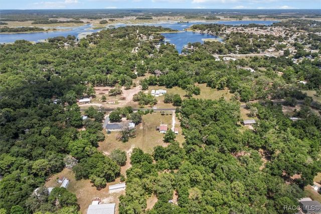 4910 N Redwood Avenue, Hernando, FL 34442