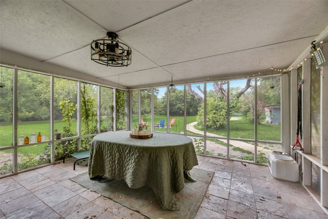 1809 N Trinity Road, Denton, TX 76208