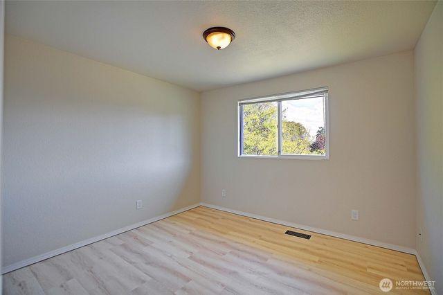 2029 Baymont Drive, Oak Harbor, WA 98277