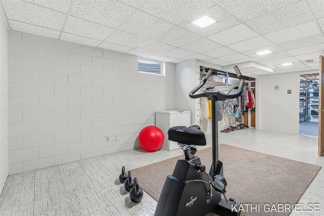 1830 Pine Court, Grand Haven, MI 49417