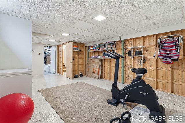 1830 Pine Court, Grand Haven, MI 49417