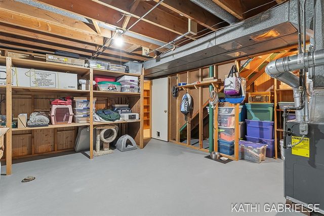 1830 Pine Court, Grand Haven, MI 49417