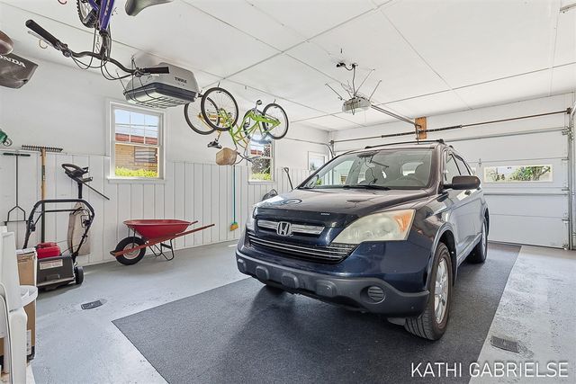 1830 Pine Court, Grand Haven, MI 49417