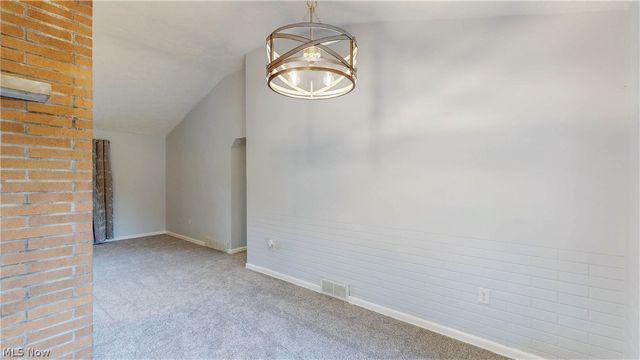1239 Doralee Drive, Mogadore, OH 44260
