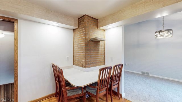 1239 Doralee Drive, Mogadore, OH 44260