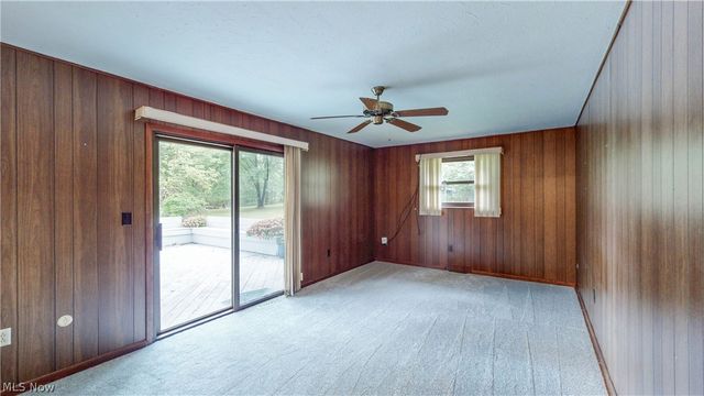 1239 Doralee Drive, Mogadore, OH 44260