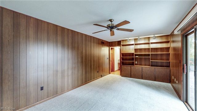 1239 Doralee Drive, Mogadore, OH 44260