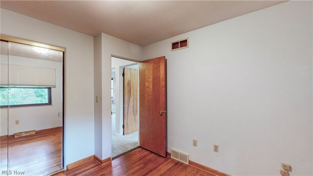 1239 Doralee Drive, Mogadore, OH 44260
