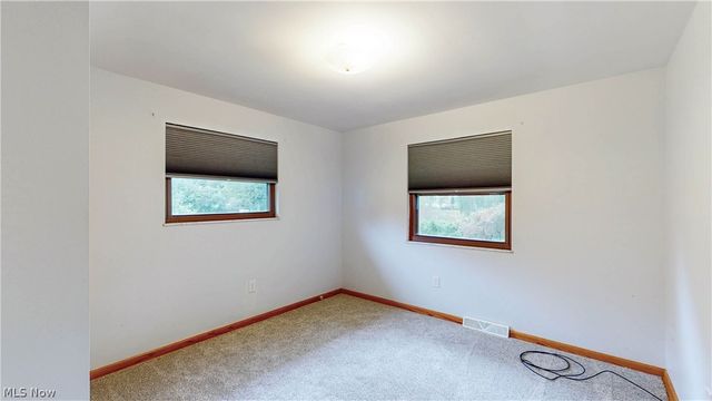 1239 Doralee Drive, Mogadore, OH 44260